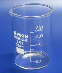GLASS BEAKER LOW FORM