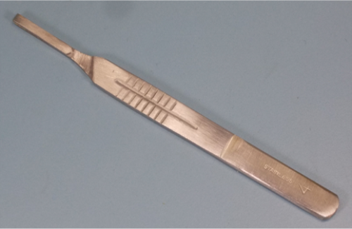 5.4” SCALPEL KNIFE HANDLE